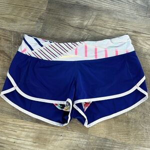 Lululemon 2013 Seawheeze Mountie Pigment Blue Shorts - Size 6 (RARE)
